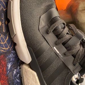 Hard to find Adidas size 12 gray on gray !